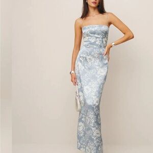 Reformation Frankie Silk Dress in Porcelain color, generous size 0